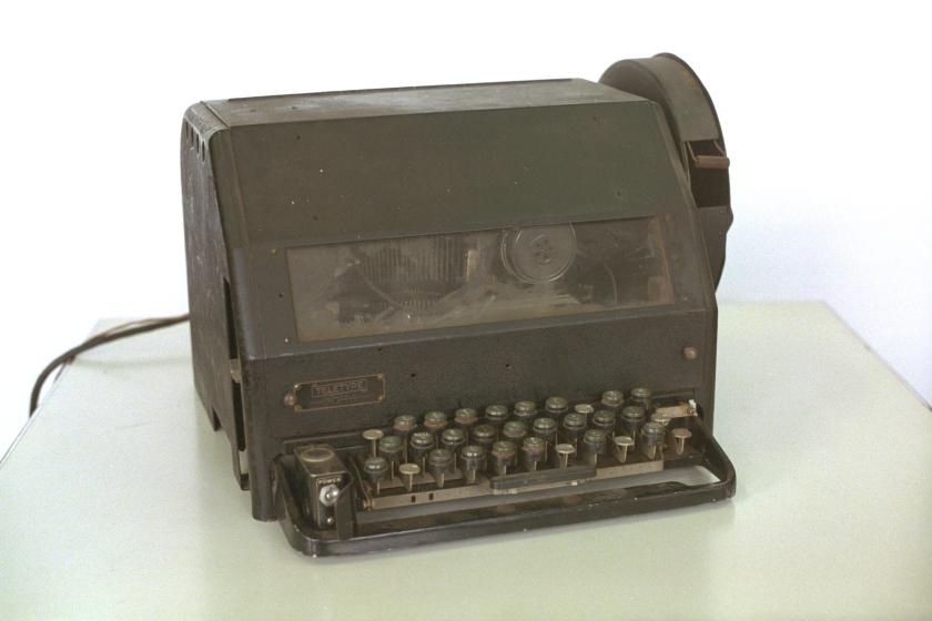 Teletype TTY 14 KSR printing punch